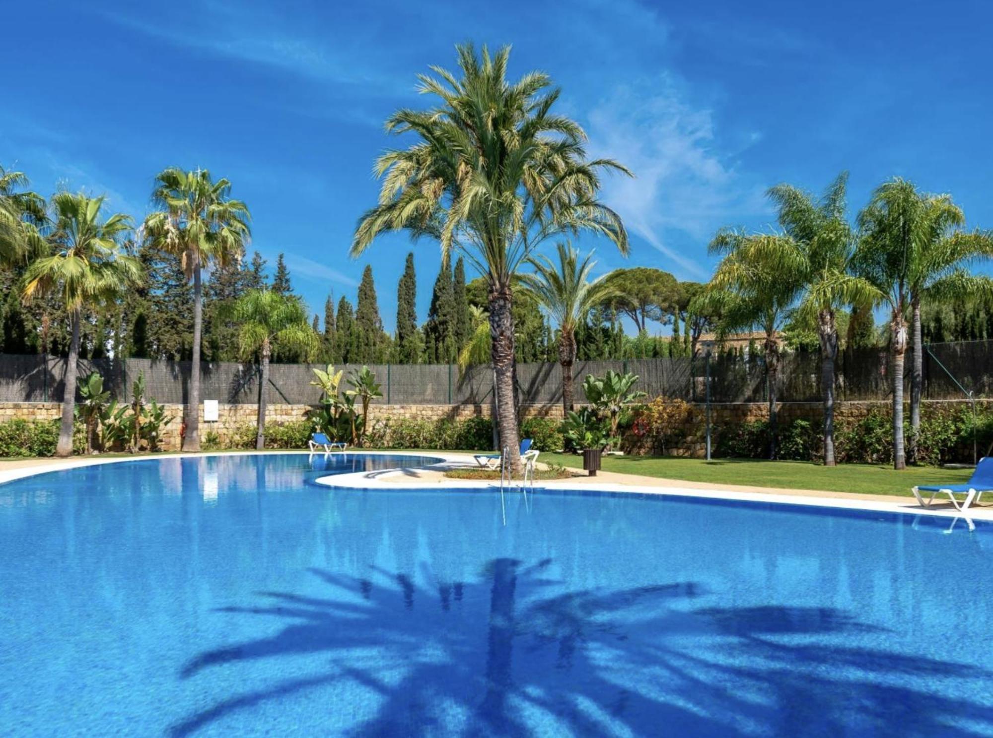 Vacation I The Sovereign Penthouse, Large Communal Pool, 24h Security, 5min To Puerto Banus * Marbella