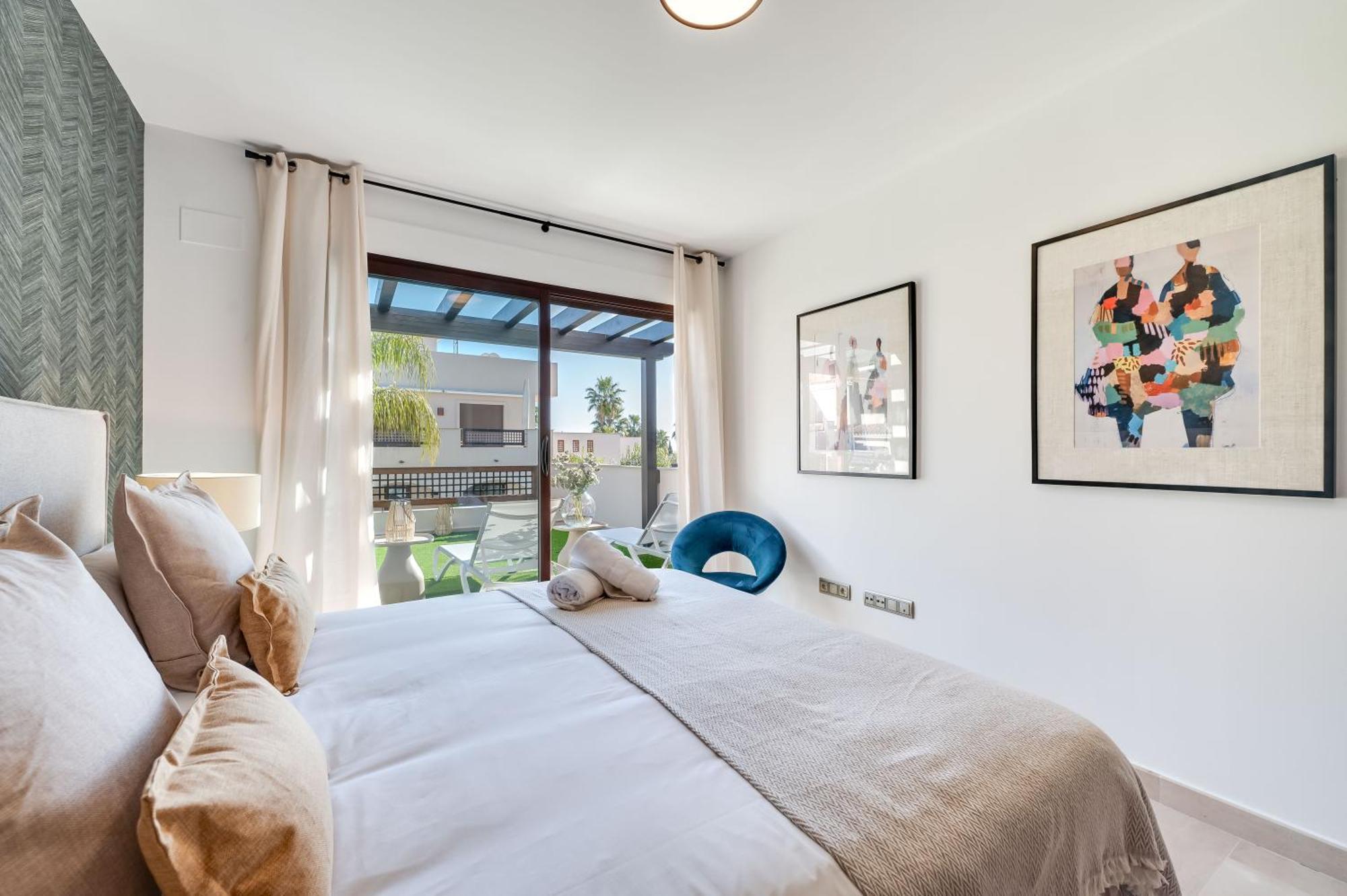 Apartamento Vacation I The Sovereign Penthouse, Large Communal Pool, 24h Security, 5min To Puerto Banus